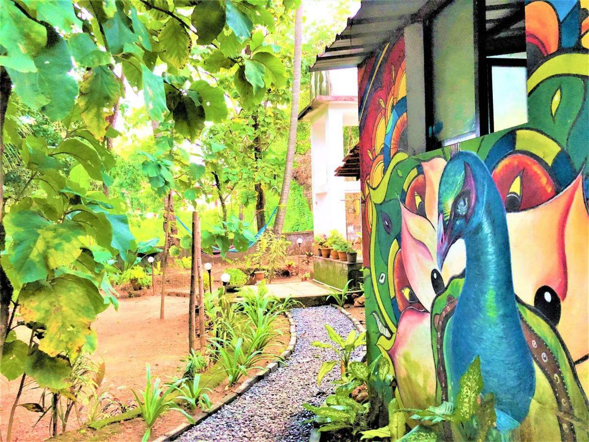 Folklore Hostel Goa Vagator Dış mekan fotoğraf